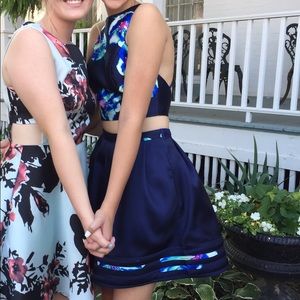 Blue Flower Print Dress!!